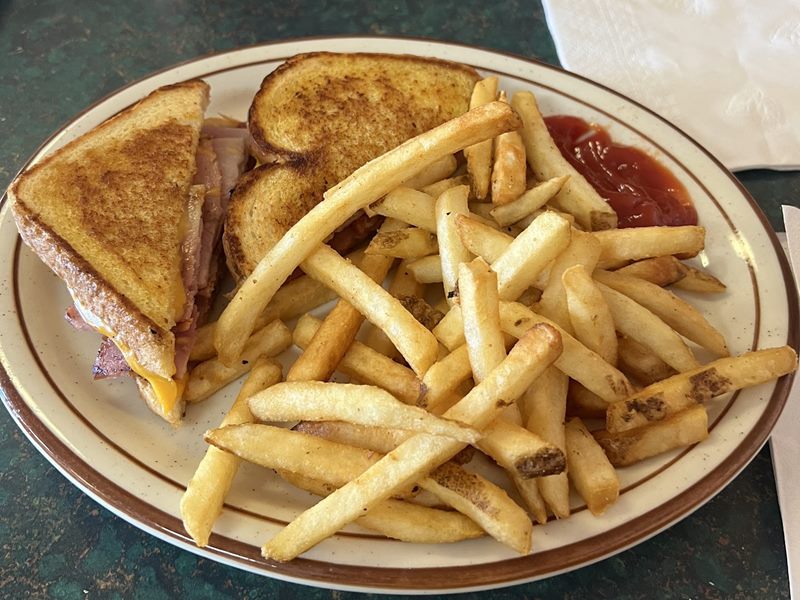 Bob's Steak N' Spirits food